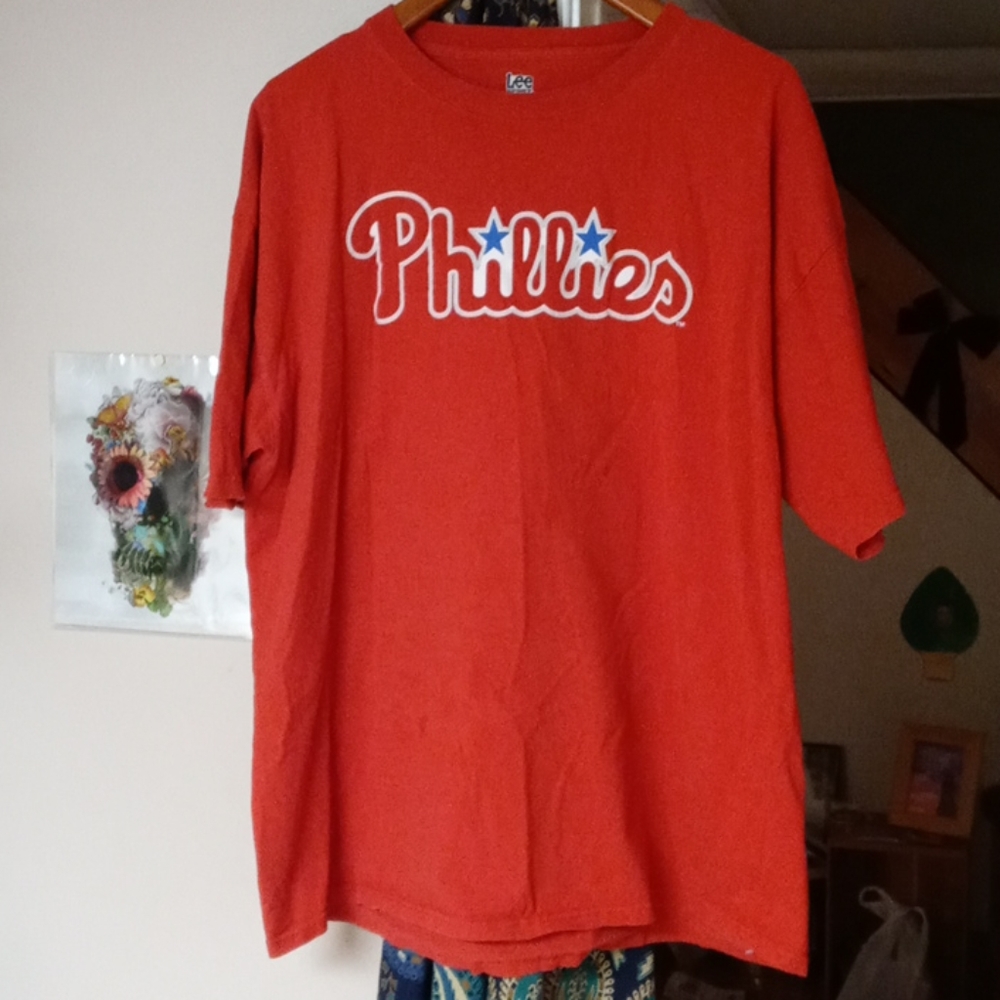 Phillies tshirt